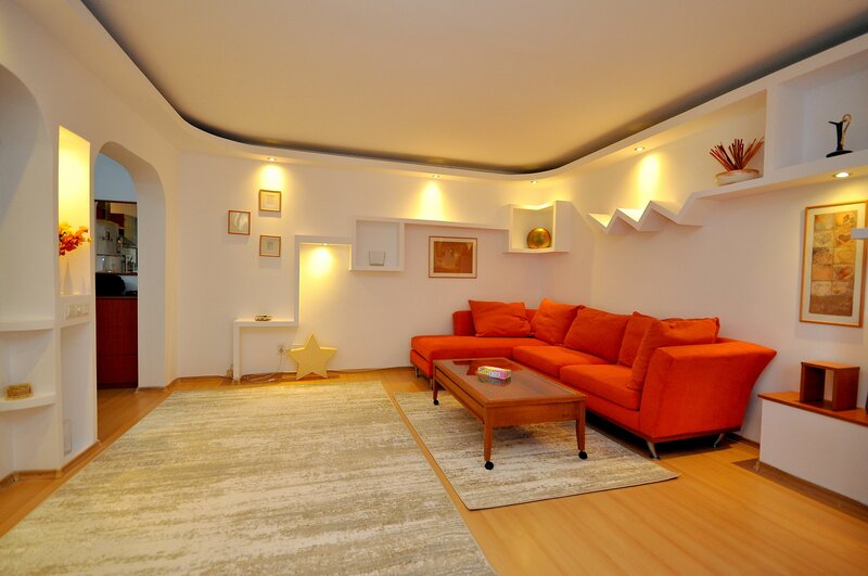 13 Septembrie Panduri apartament 2 camere renovat recent