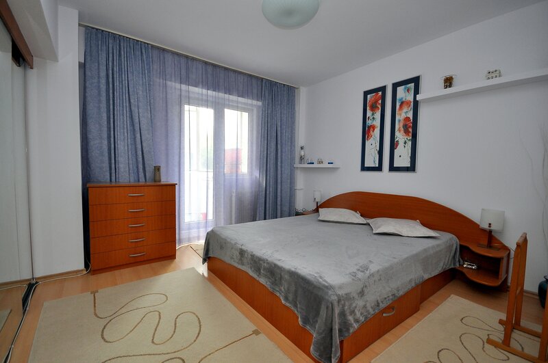 13 Septembrie Panduri apartament 2 camere renovat recent