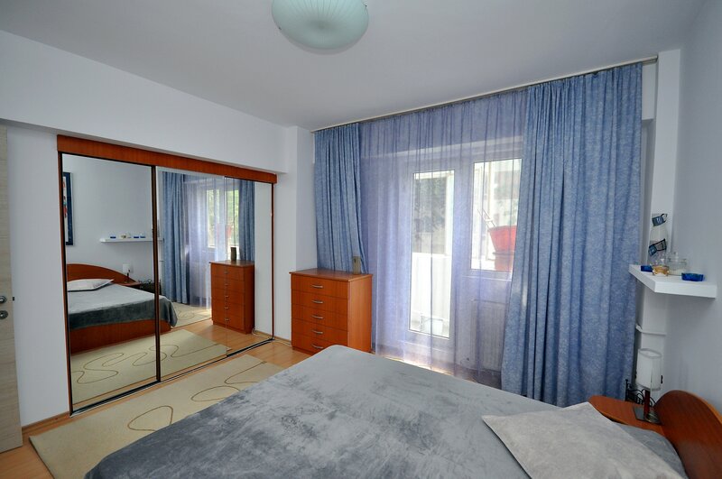 13 Septembrie Panduri apartament 2 camere renovat recent